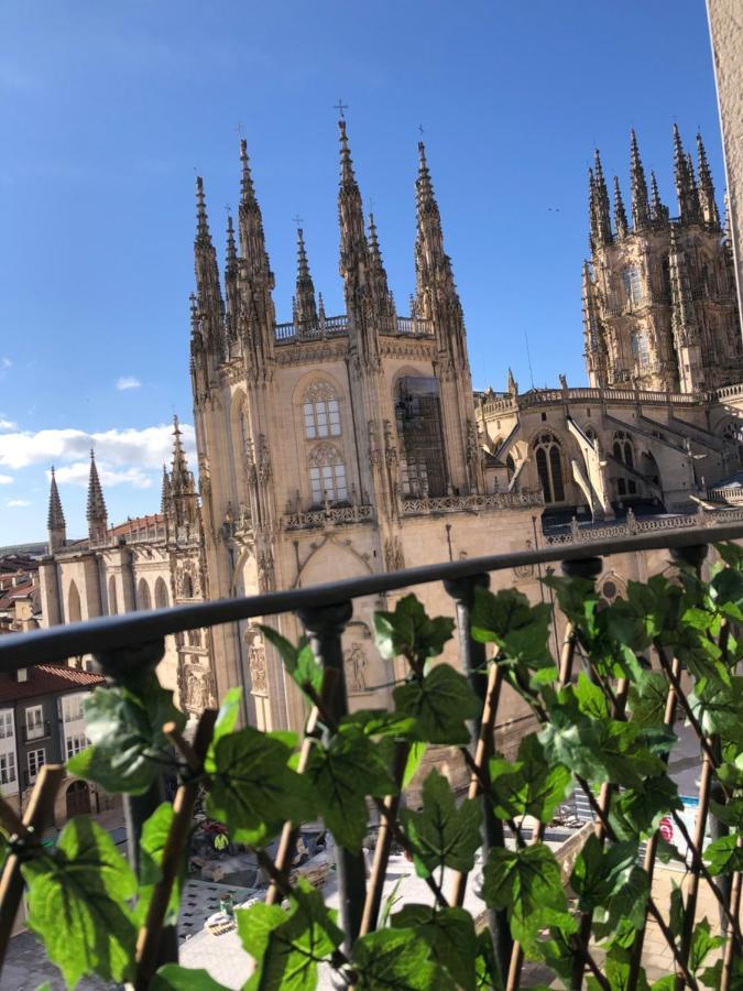 Una Mirada A La Catedral-Apartamentos Burgos Catedral Exterior photo